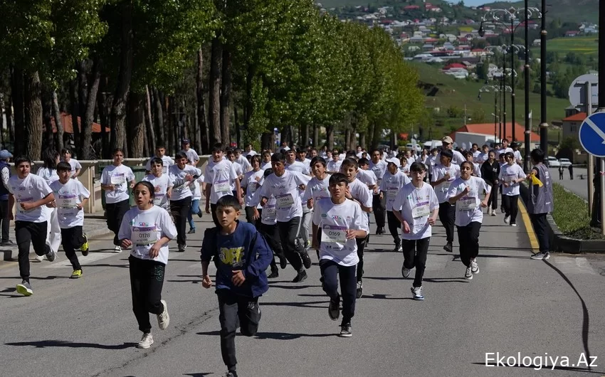 Büyük Önder Haydar Aliyev'in doğumunun 101. yıl dönümü ve Dünya Çocuk Atletizm Günü dolayısıyla "Yeşil Maraton" düzenlendi