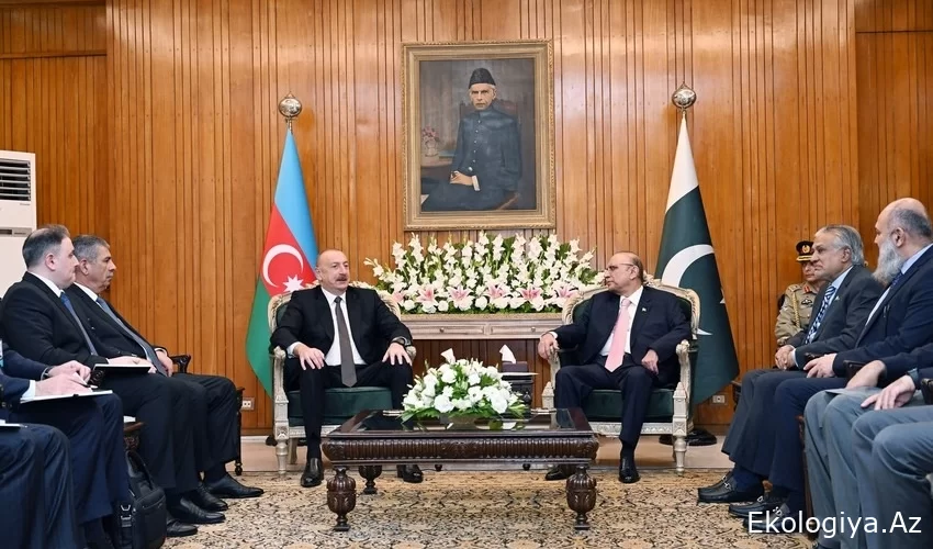 İlham Aliyev Pakistan Cumhurbaşkanı'nı COP29'a davet etti